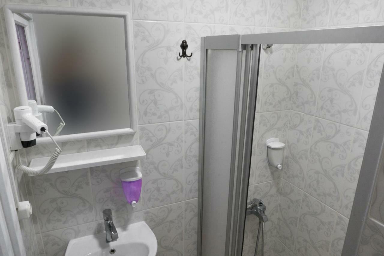 Kocak Pansiyon Istanboel Buitenkant foto